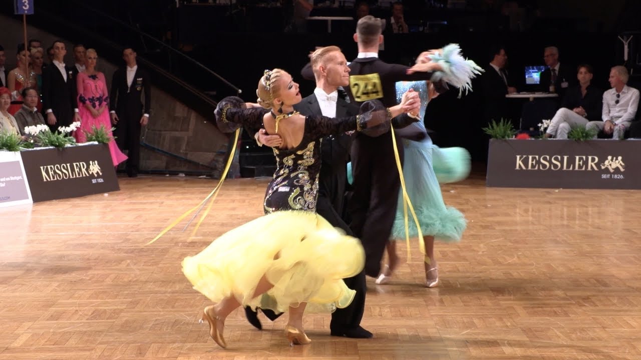Martin Schmiel - Carolin Queck GER | Viennese Waltz | WDSF GrandSlam Standard | GOC 2018