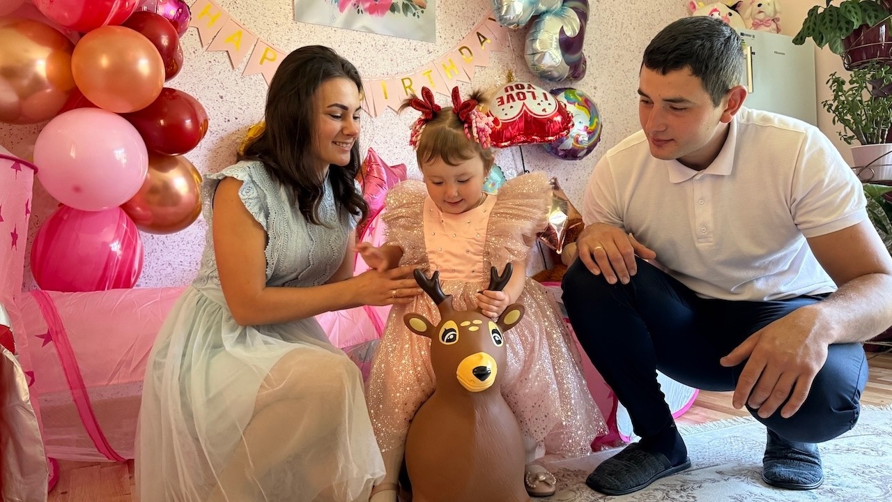🎂 Our Carpathian Life 🏔️ Little Dominika Turns 2 with Love, Balloons & Cake 🎈🍰