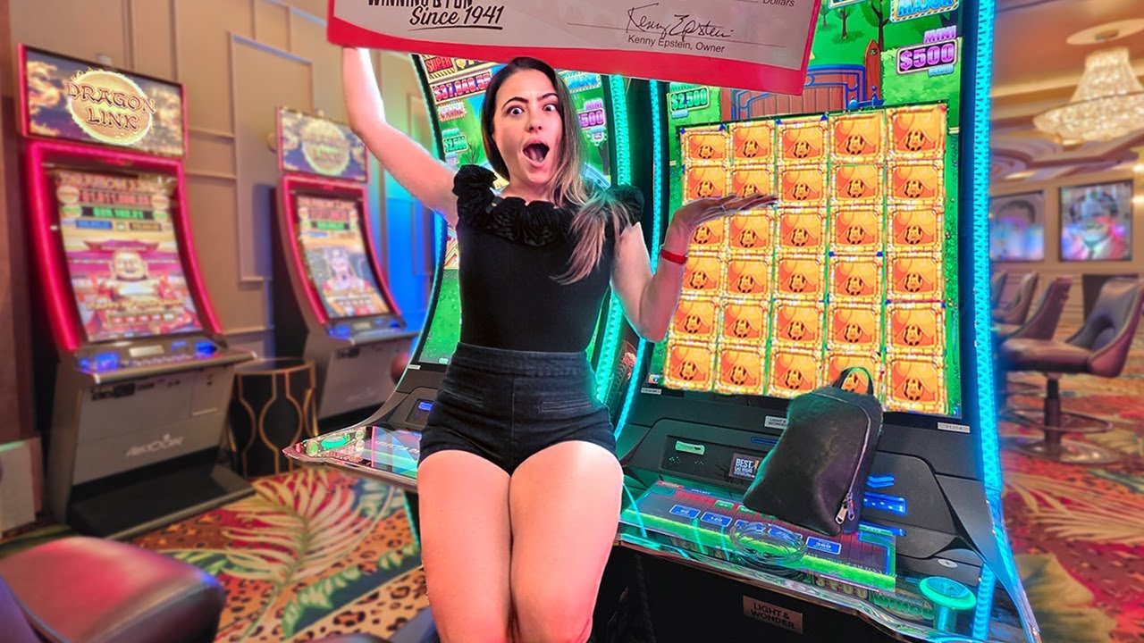 Я выиграл более 135 000 долларов в этой серии игр... Huff N Puff!