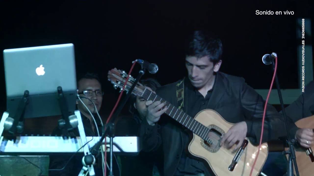 PRESENTACION MUSICOS WILLIAM MELO LOS GRANDES DEL DESPECHO EN VIVO