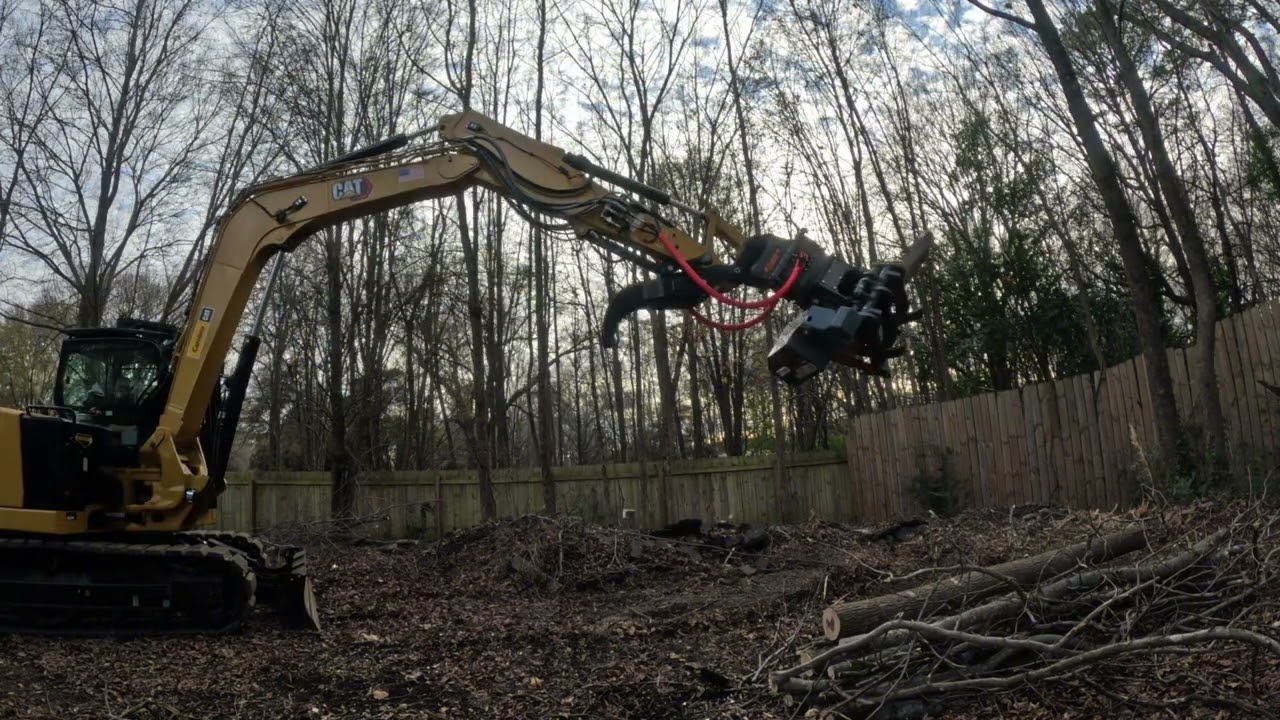 2026 Cat 309 with Grapple saw