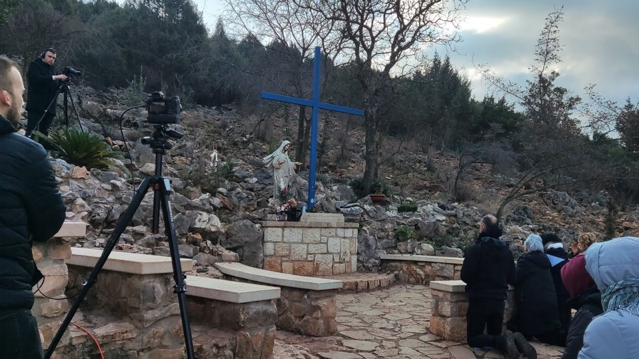 Momentos Especiales a los Cruces Azules de Medjugorje