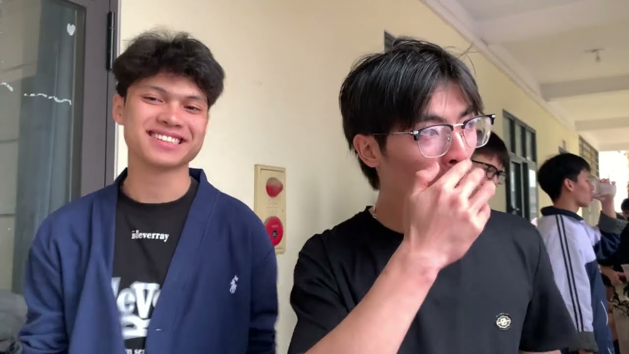 “Lần cuối cùng làm chuyện ấy cùng mọi người tại trường”