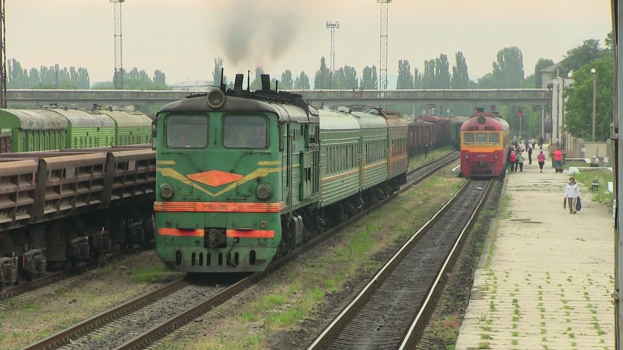 [ЧФМ] 2ТЭ10Л-2080Б на ст. Белць-Словозия / [CFM] 2TE10L-2080B at Balti-Slobozia station