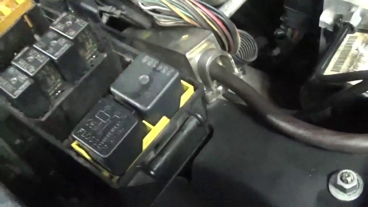 Jeep Grand Cherokee 2006  no trabaja el motor soplador del Aire Acondicionado (diagnostico).