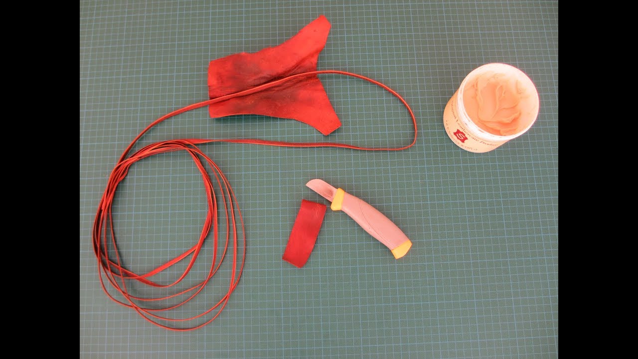 Making a kangaroo leather bullwhip 13: Burnishing and beveling the belly strands