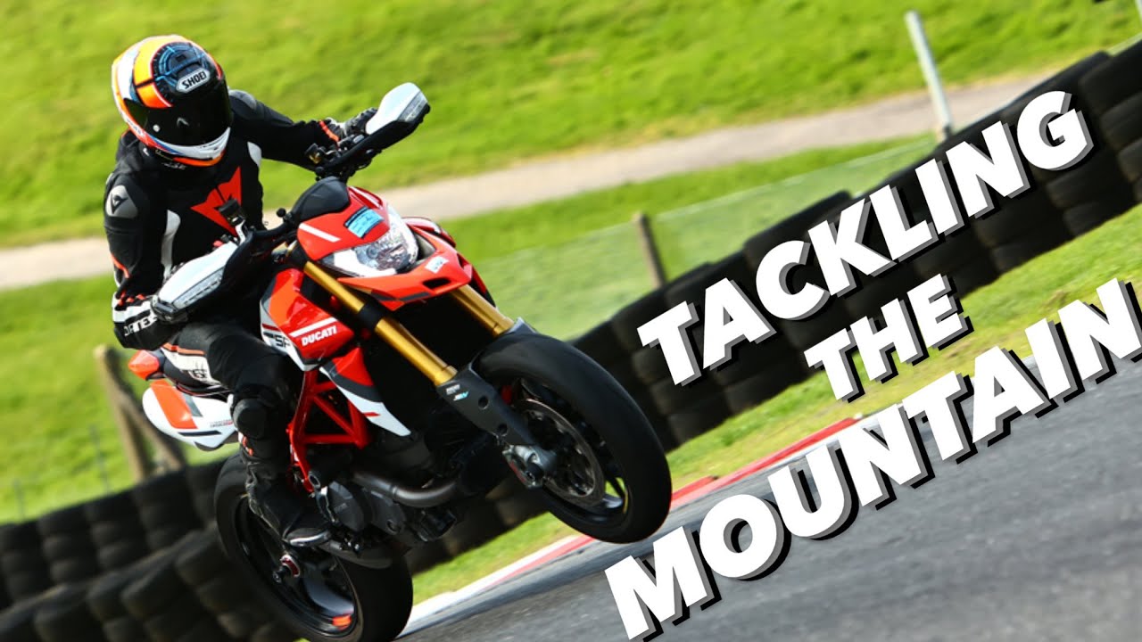 NoLimits Cadwell Park Track Day Ducati 2022 HyperMotard 950 SP Apr 09-04-22