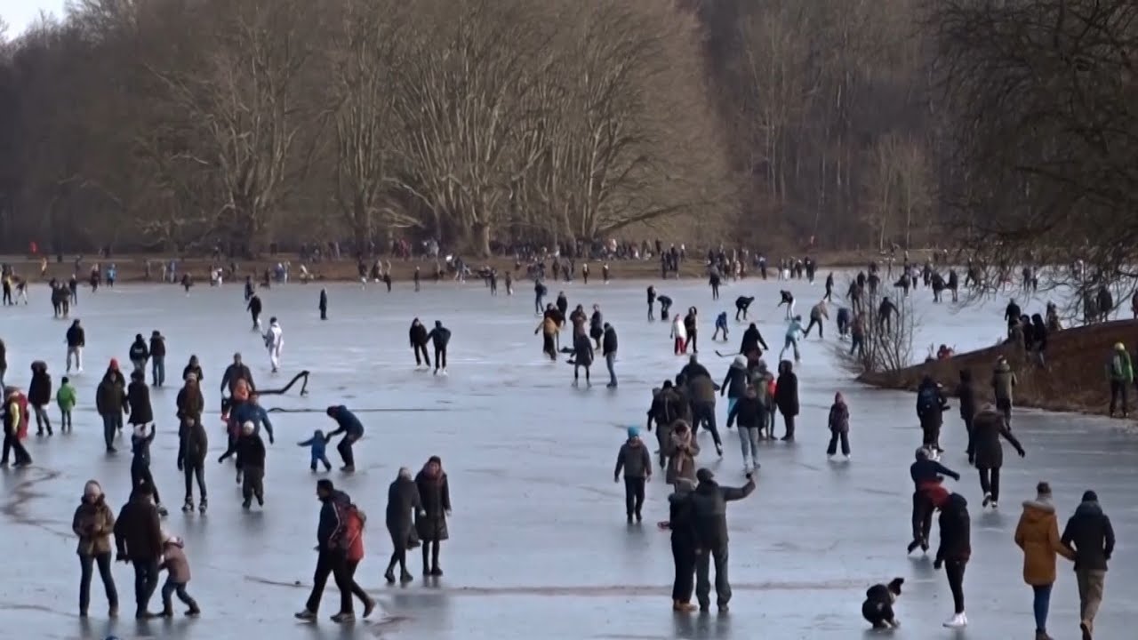 Cologne – Winter 2021 – Decksteiner Weiher – The Frozen Laguna