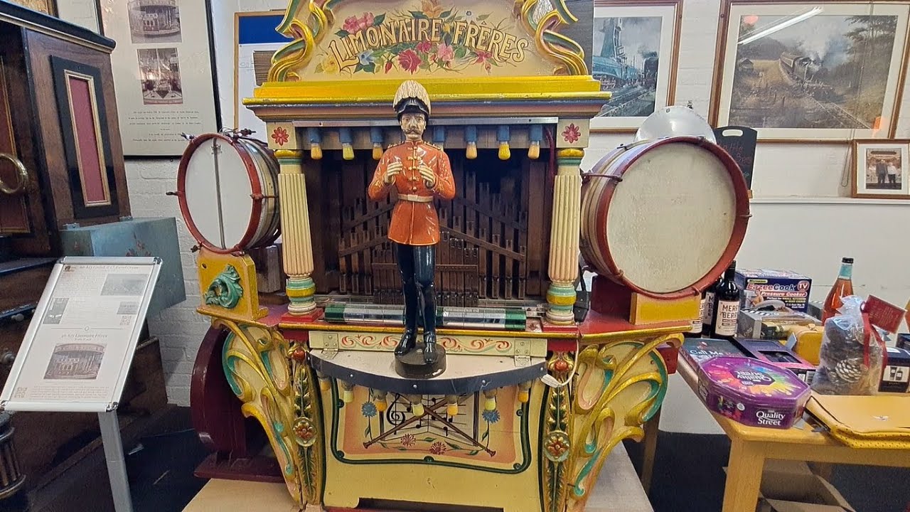 46 key Limonaire fairground organ - Amersham, Jan. 2025