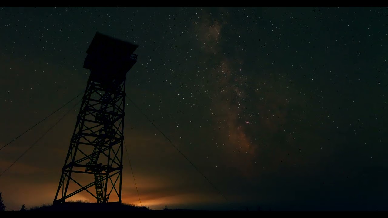 Tollgate High Ridge tower Milky Way timelapse Stock cuts