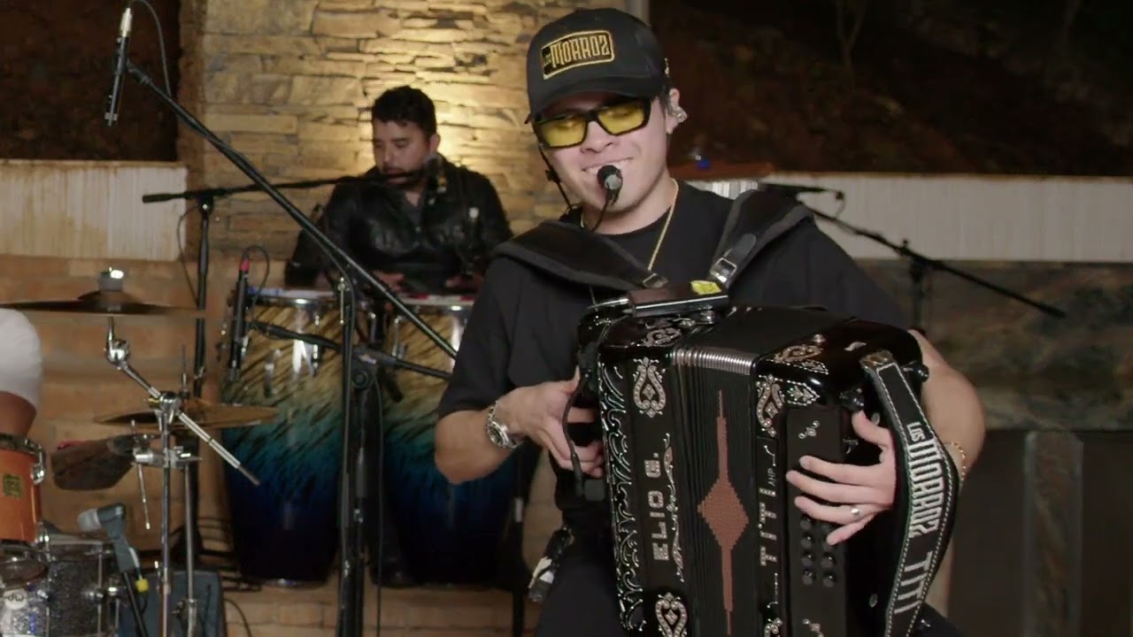 Los Morroz - Popurri Vallenato (Video Oficial)
