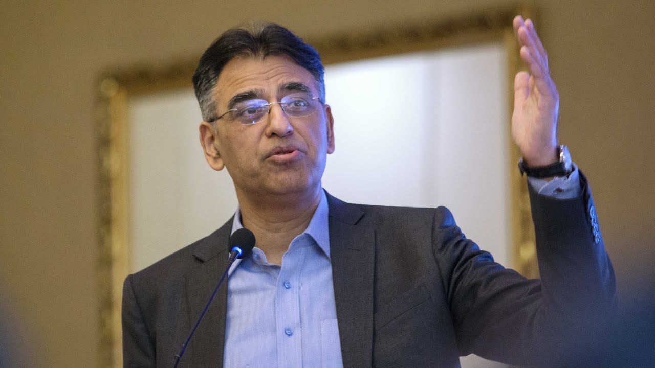 Pakistani PM appoints new finance minister