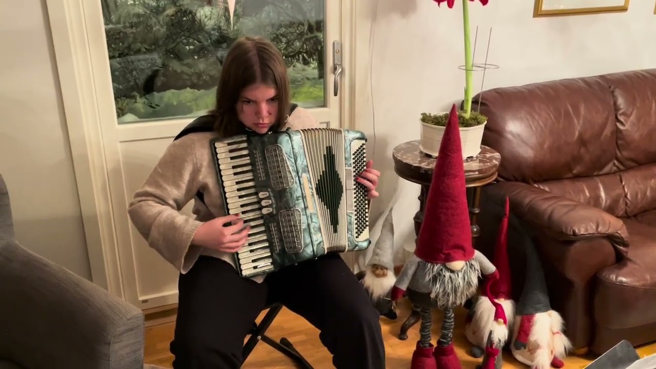 Relative Samba | accordion cover Amanda 