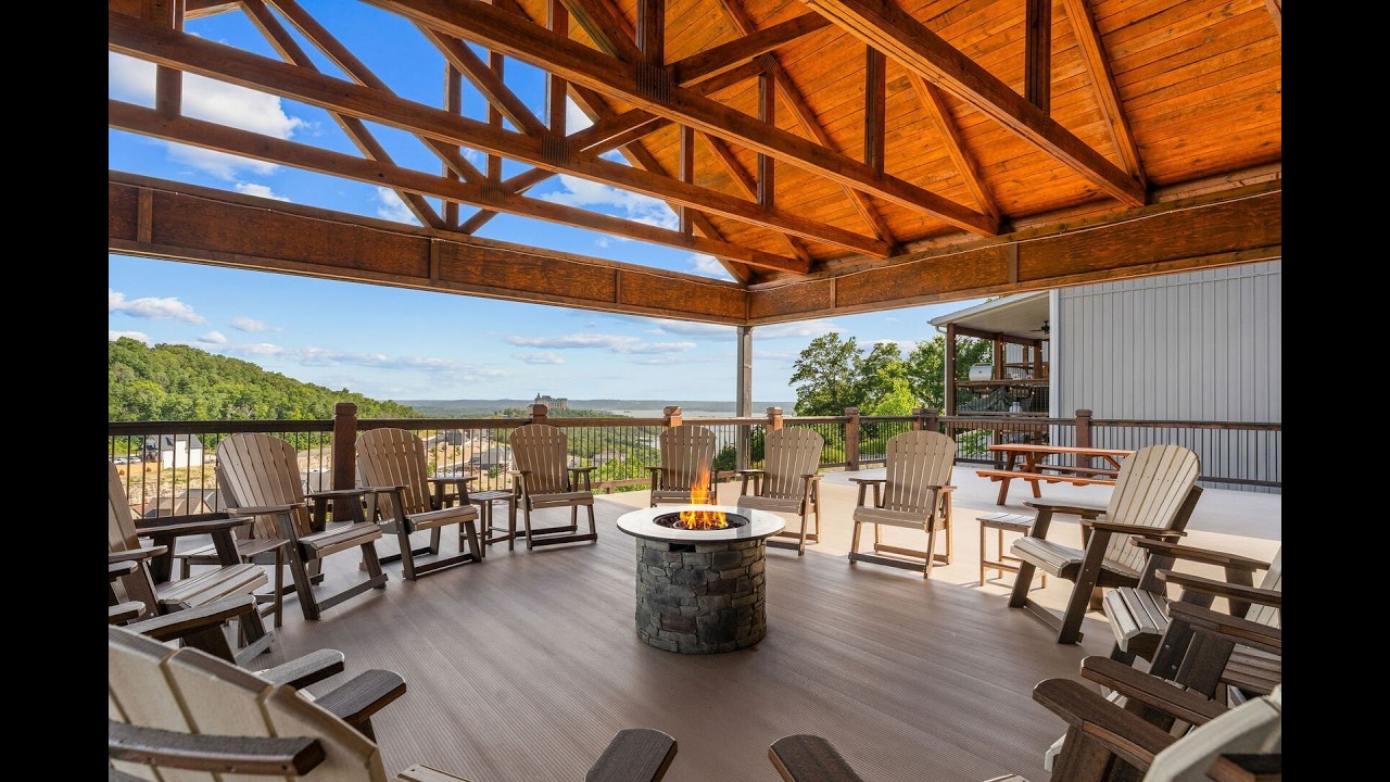 Inside Branson&rsquo;s Million Dollar View | Luxury Lodge for Family Reunions & Retreats