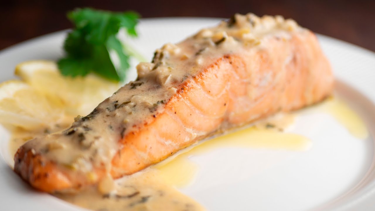 Pan-Seared Salmon With Creamy Lemon Butter Sauce