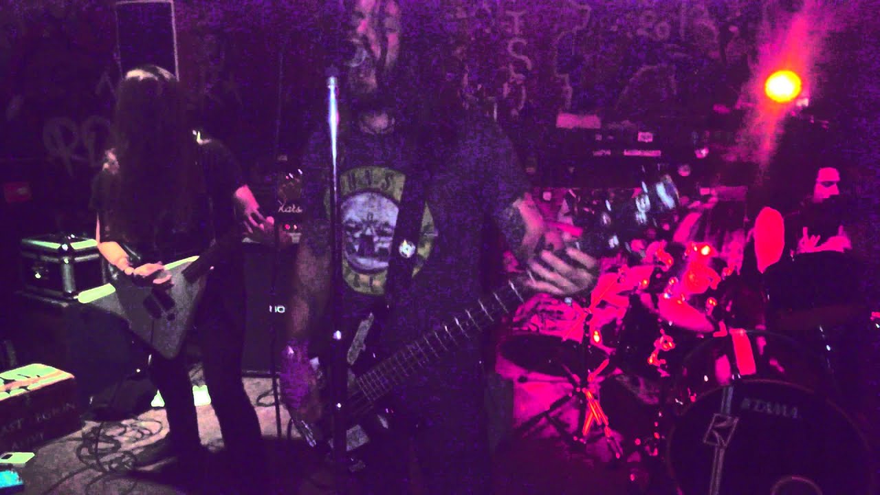 Femacoffin-live at Rote Flora