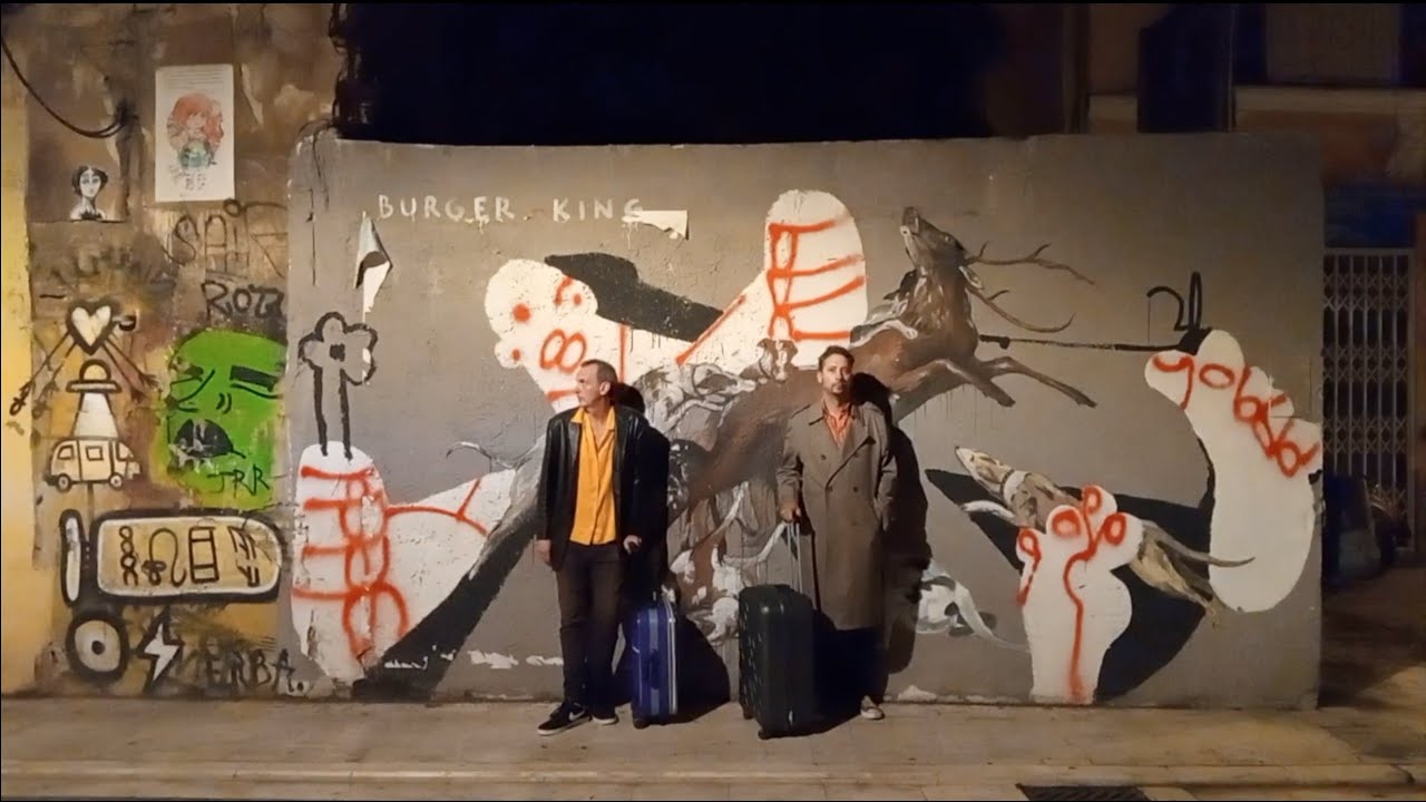 𝐋𝐚𝐬 𝐯𝐚𝐜𝐚𝐜𝐢𝐨𝐧𝐞𝐬 𝐭𝐫𝐢𝐬𝐭𝐞𝐬 𝐝𝐞 𝐇&eacute;𝐜𝐭𝐨𝐫 𝐀𝐫𝐧𝐚𝐮 & 𝐌𝐚𝐧𝐮 𝐋𝐨𝐮𝐢𝐬 - 𝐌𝐚𝐥𝐞𝐭𝐚 𝐜𝐨𝐧 𝐫𝐮𝐞𝐝𝐚𝐬 𝐝𝐞 𝐭𝐮𝐫𝐢𝐬𝐭𝐚 𝐯𝐞𝐠𝐚𝐧𝐨