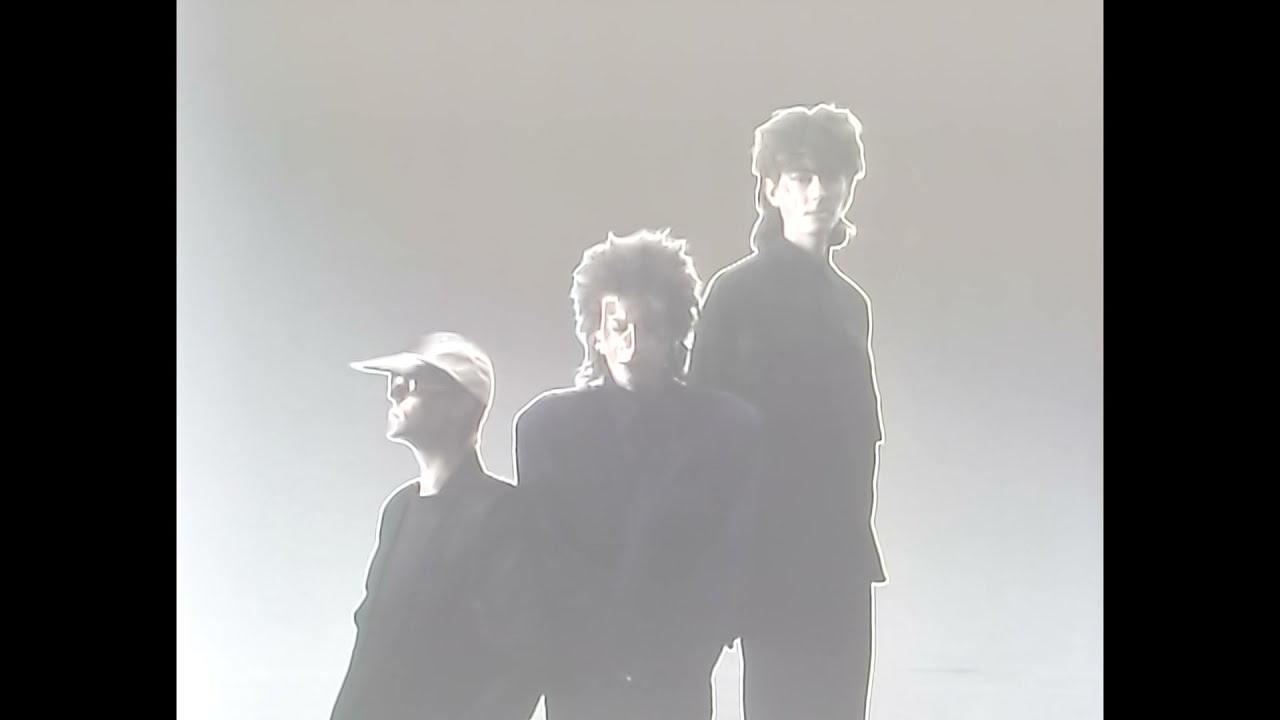 Love and Rockets - Yin and Yang (The Flowerpot Man). HD
