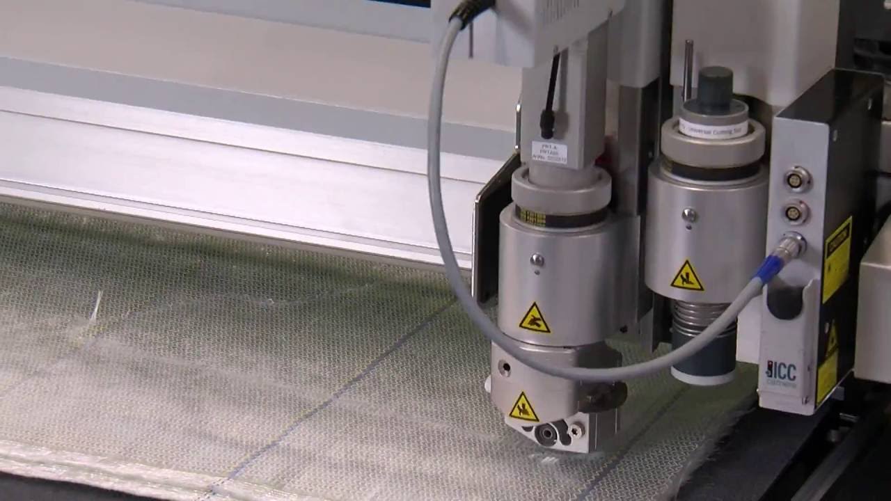 Cutting of glass fabrics with Z&uuml;nd