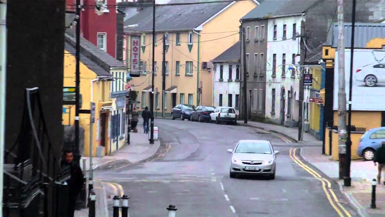 Loughrea Town Centre, Jan 2 2011
