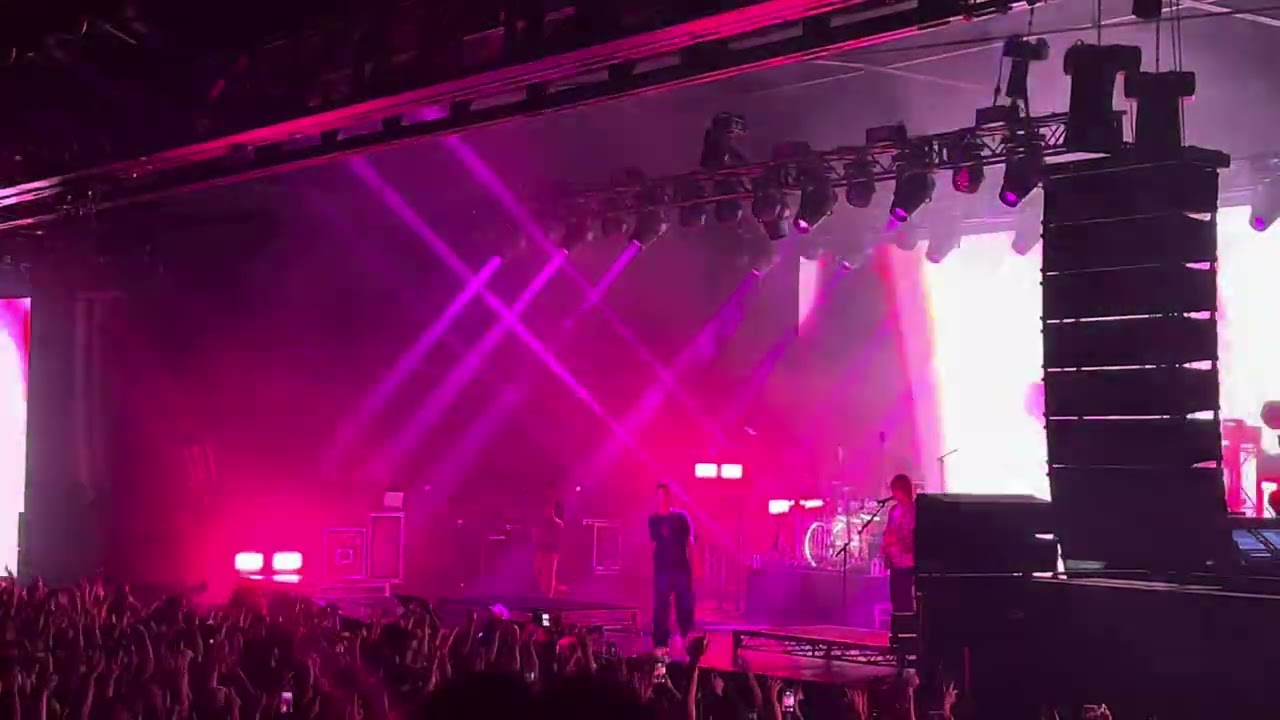 260314 | ONE OK ROCK | SYDNEY | NASTY