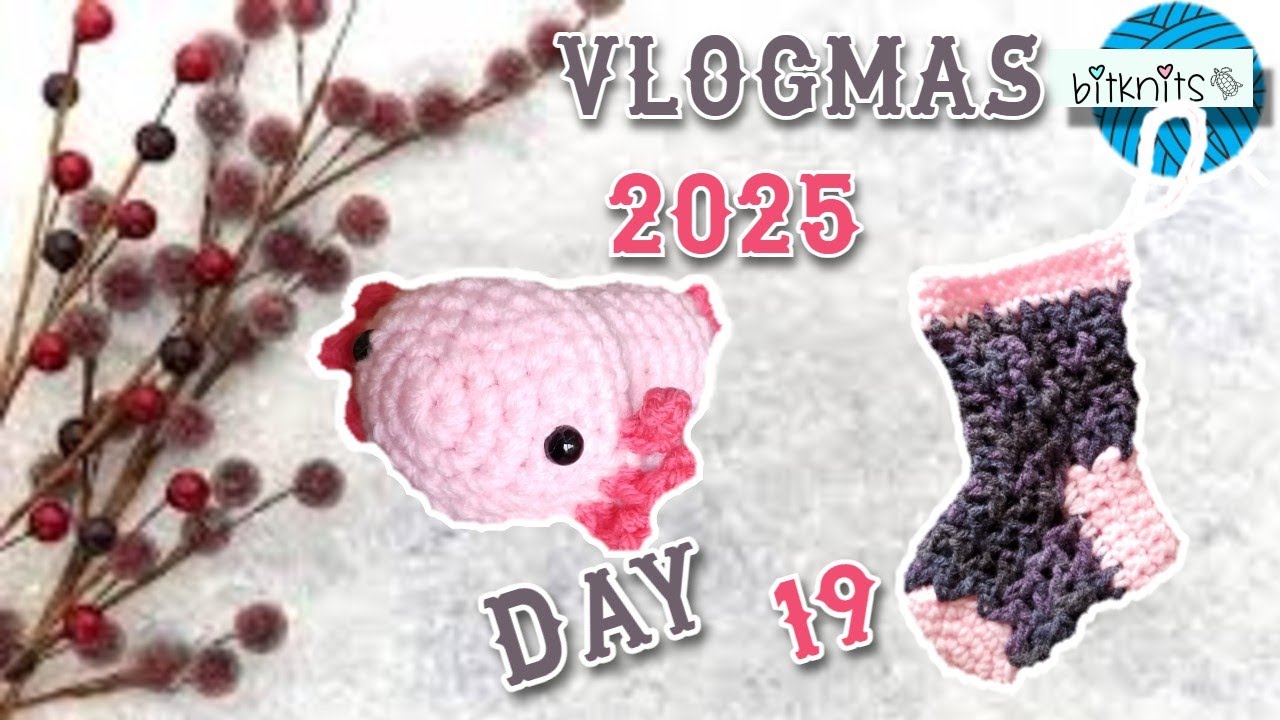 VLOGMAS 2025 ~ DAY 19 ~ Random stocking and an AXOLOTL 🤩