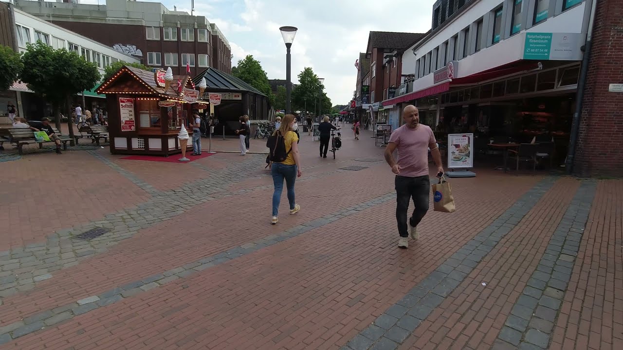 Relaxed Walking tour with Original City Ambience in Germany Hamburg Niendorf - Tibarg - [4K]