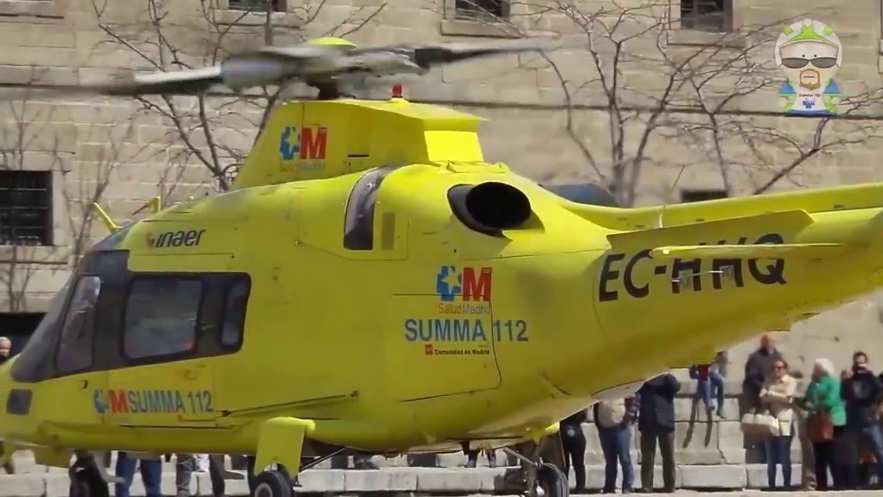 Despegue del Helicóptero Sanitario HEMS del Summa 112 desde el Monasterio del Escorial
