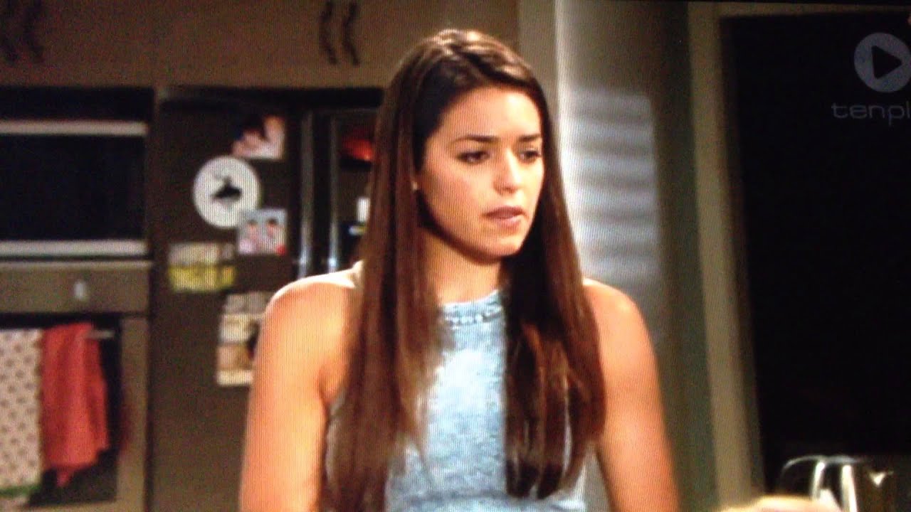 Neighbours Paige calls Lauren mum
