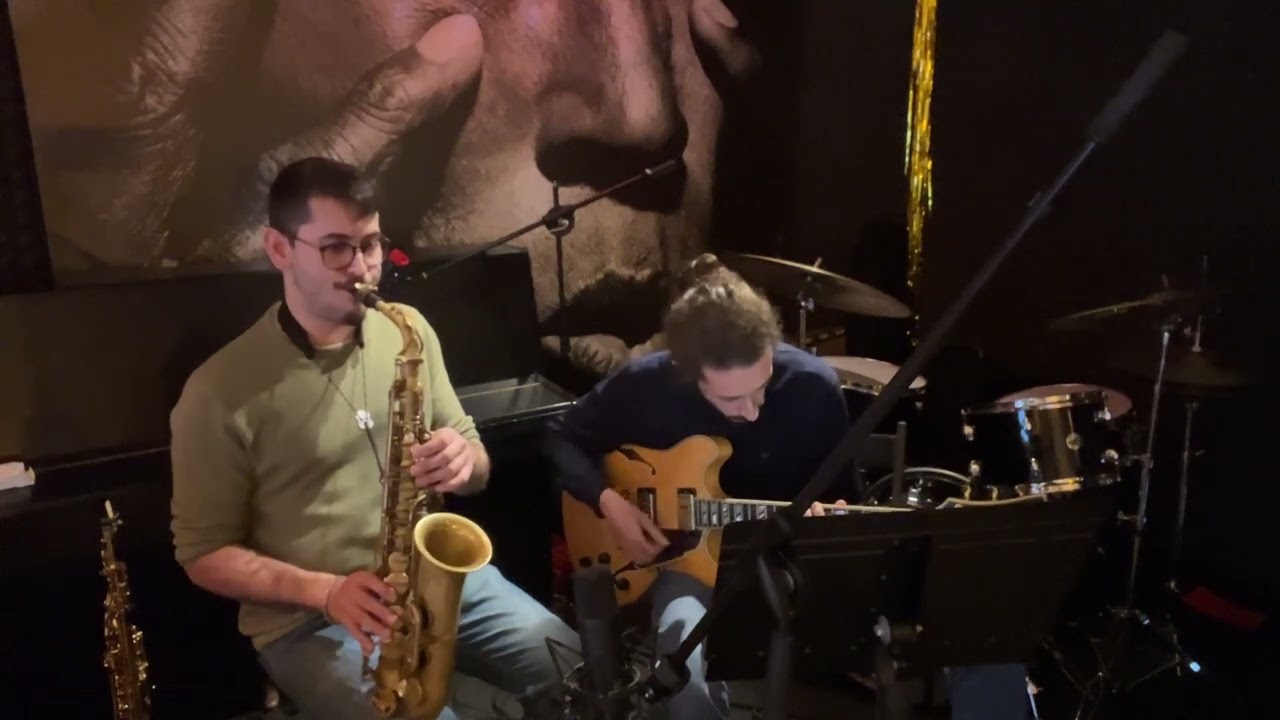 Chi Chi - Charlie Parker