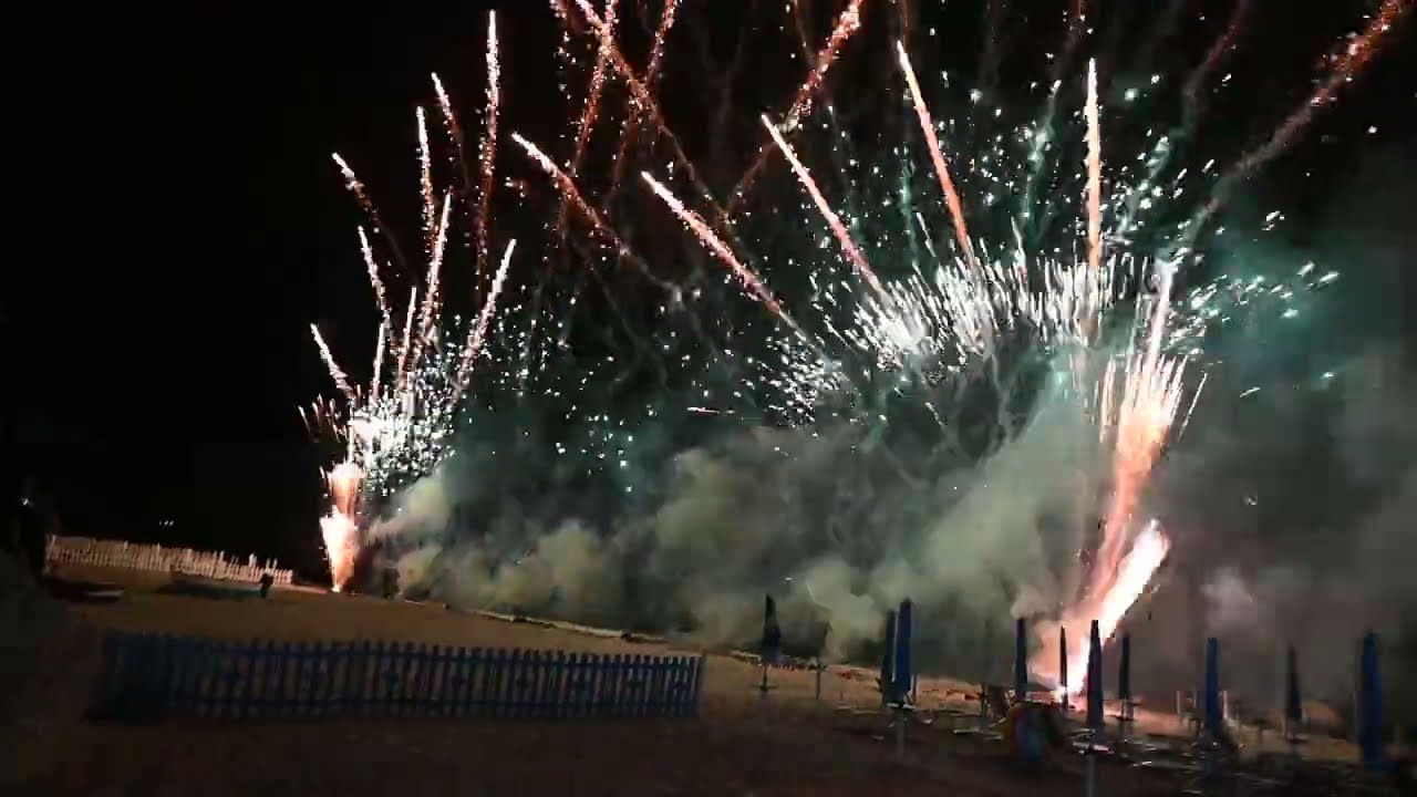 Bagnara Calabra. SANTI PIETRO E PAOLO. Festa 2025. Spettacolo Pirotecnico. 4/4