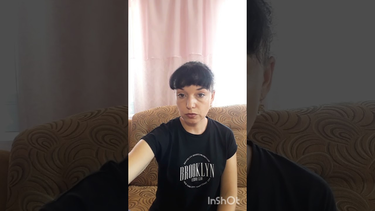 Як правильно та якими продуктами доглядати за шкірою обличчя.
