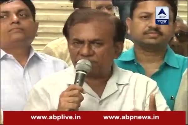 Jain community protests outside CM Arvind Kejriwal's house over Vishal Dadlani's tweet