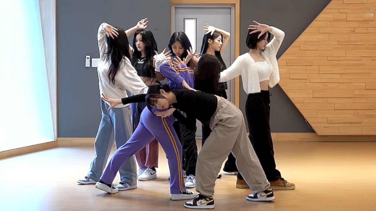 PURPLE KISS - 'Pretty Psycho' Dance Practice Mirrored [4K]
