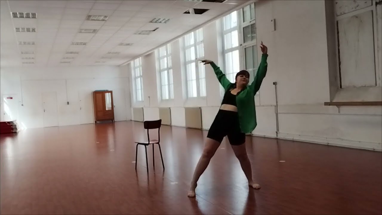 Solo/ danse lyric/ Harcèlement/ L'effet de masse. Maelle