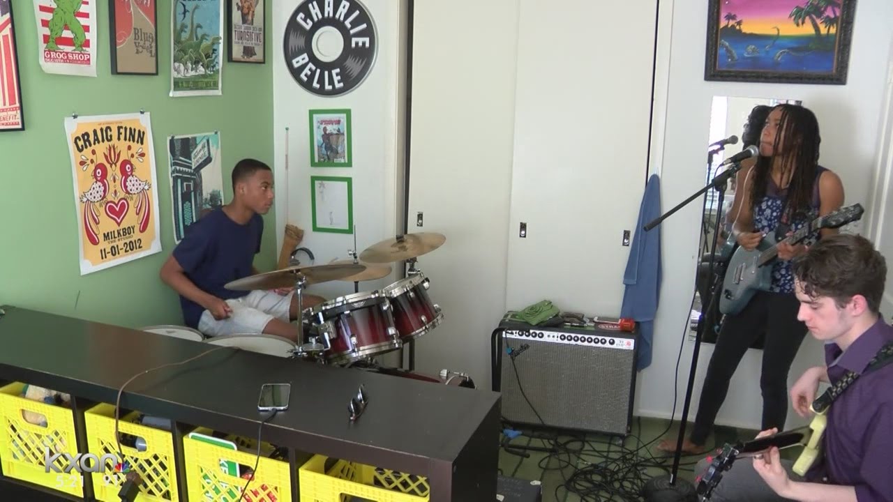 SXSW Music kicks off, featuring young local talent