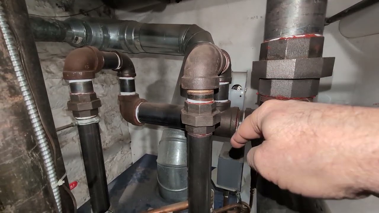 Подключение трубопровода к паровому котлу для работы системы Брумелла