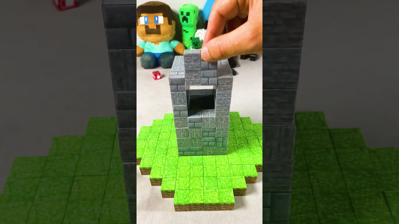 Building a Castle with MAGNETIC Minecraft BLOCKS