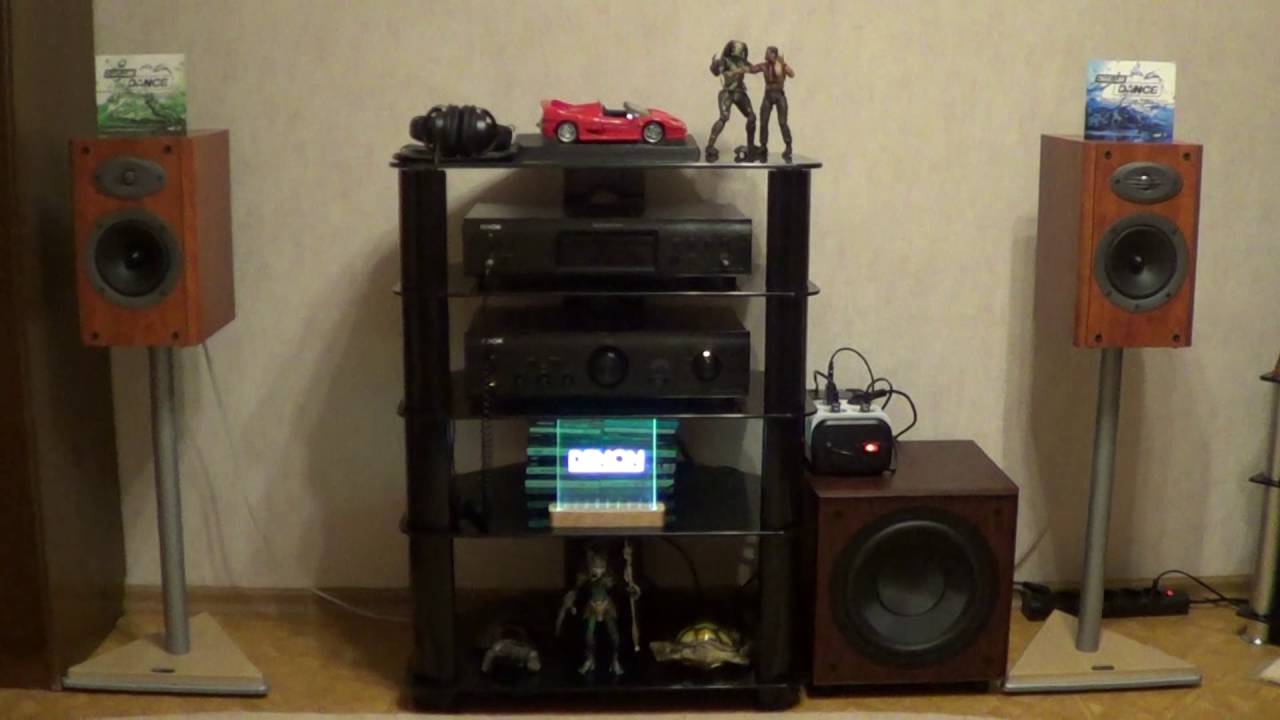 Старички от Celestion все еще способные исполнители.