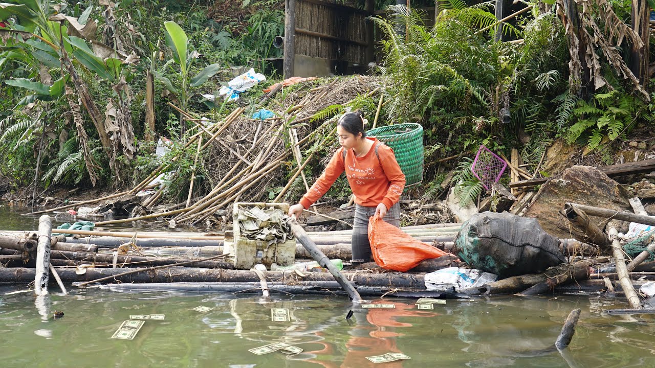 What a Poor Girl Found While Collecting Scrap Near a Reservoir?