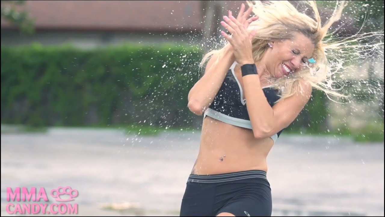 Water Balloon fight in slow motion - MMA Candy