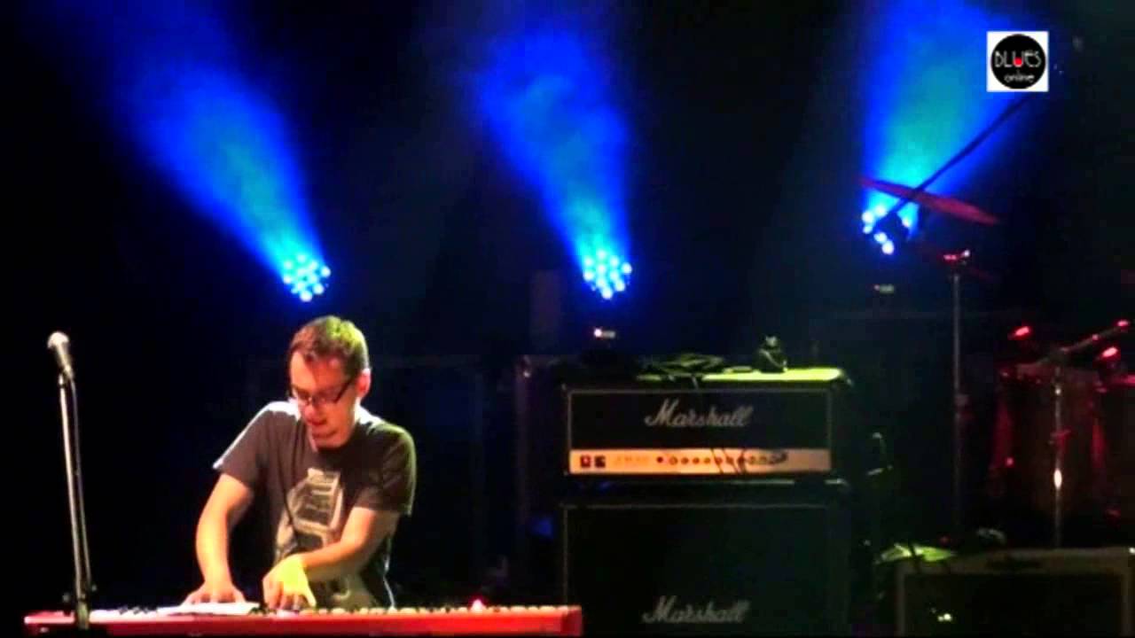 Nie strzelać do pianisty - Little Girl
