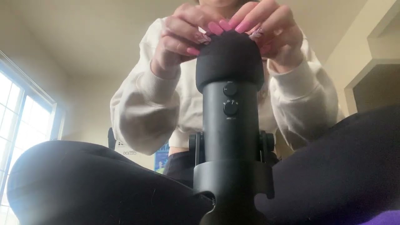 ASMR Mic Scratching with the Cover