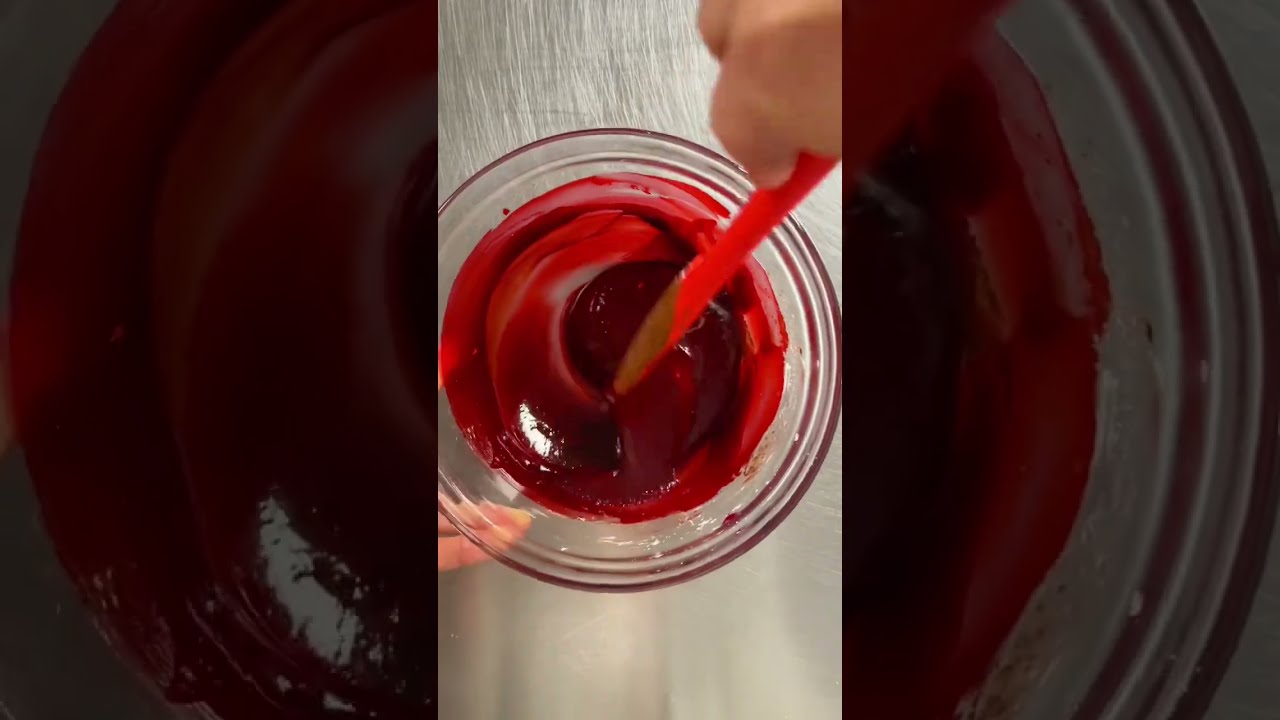 🩸Edible blood tutorial! 🎃Quick and spooky addition to your Halloween treats 