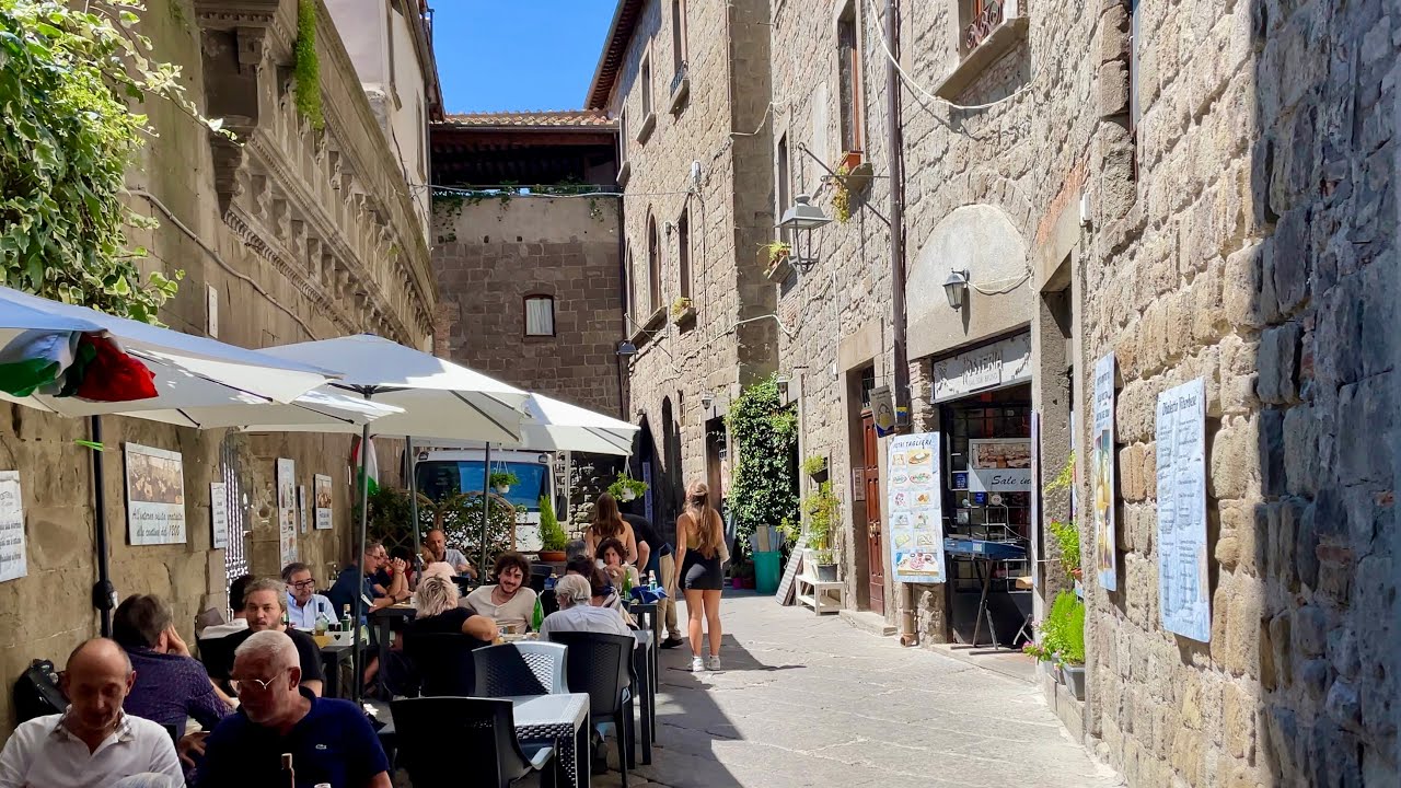 [4k] Italy Walking Tour 🇮🇹 VITERBO 🇮🇹 August 2023 🇮🇹 Italian city ambiance with Street Sounds