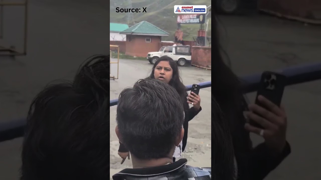J&K Checkpoint Viral Video: Tourist Confronts Security Personnel #Shorts