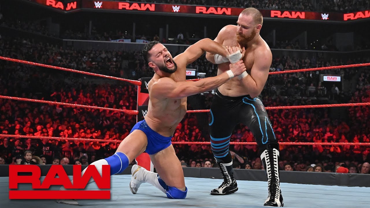 Finn B&aacute;lor vs. Sami Zayn - Intercontinental Championship Match: Raw, April 8, 2019