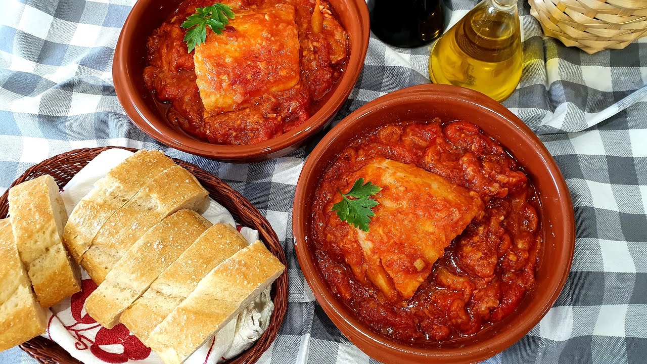 BACALAO A LA RIOJANA con pimientos asados y tomate