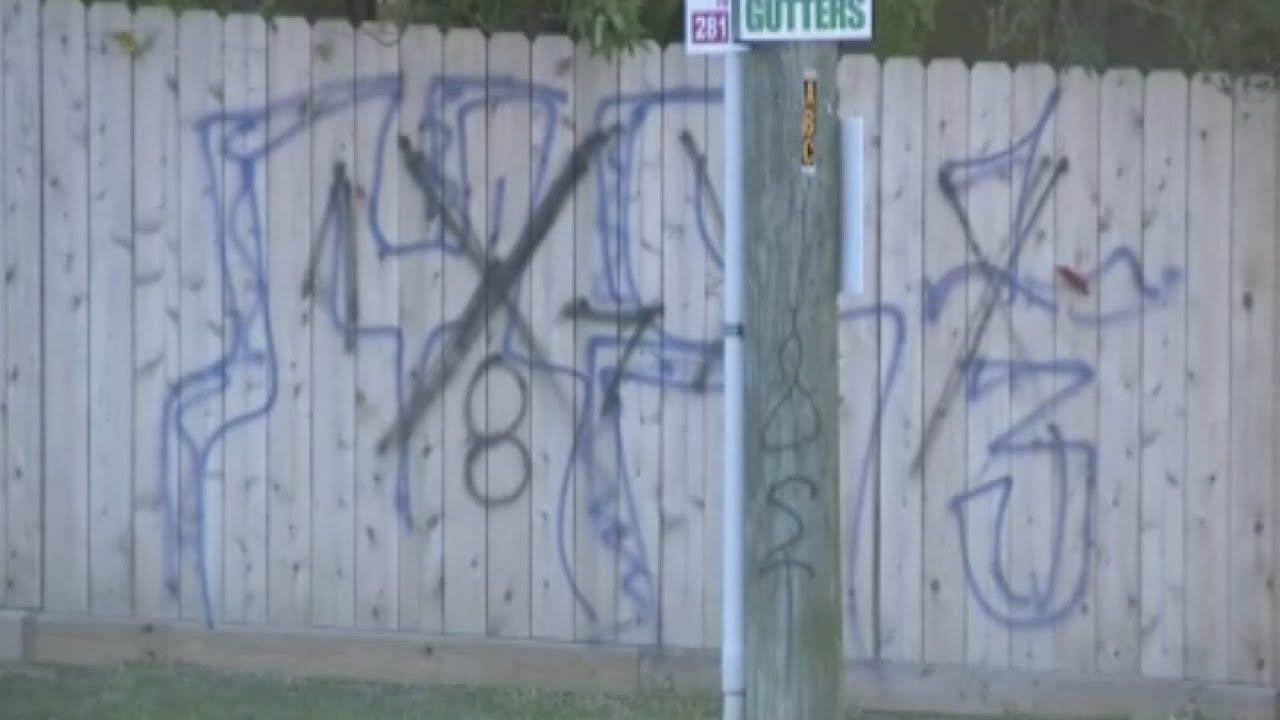 Graffiti riddles Mission Bend neighborhood