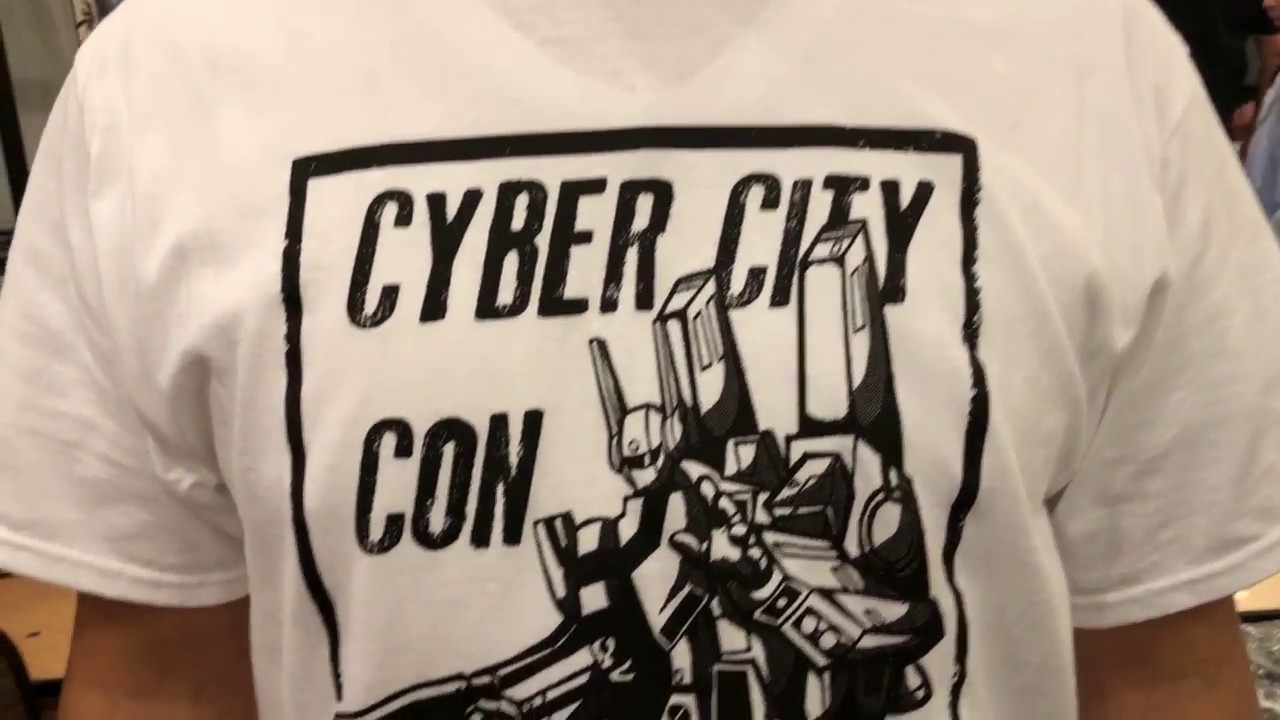 The Daily Review 041: Cyber City Con Day 1